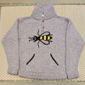 One of a Kind Native Creations 100% Wool Bee Sweater Size Medium Made in Ecuador